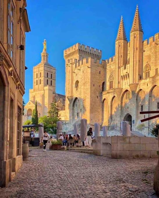 Le Saint-Lazare Appartement Au Calme Intra Muros Avignon Eksteriør bilde